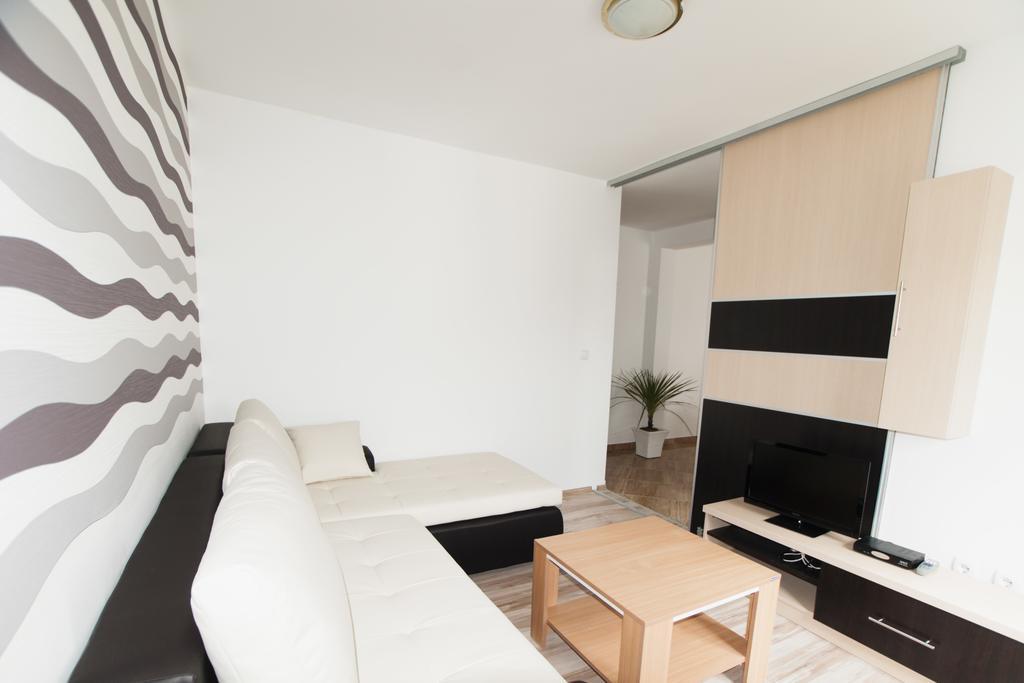 Apartments Toka Petrčane Zimmer foto