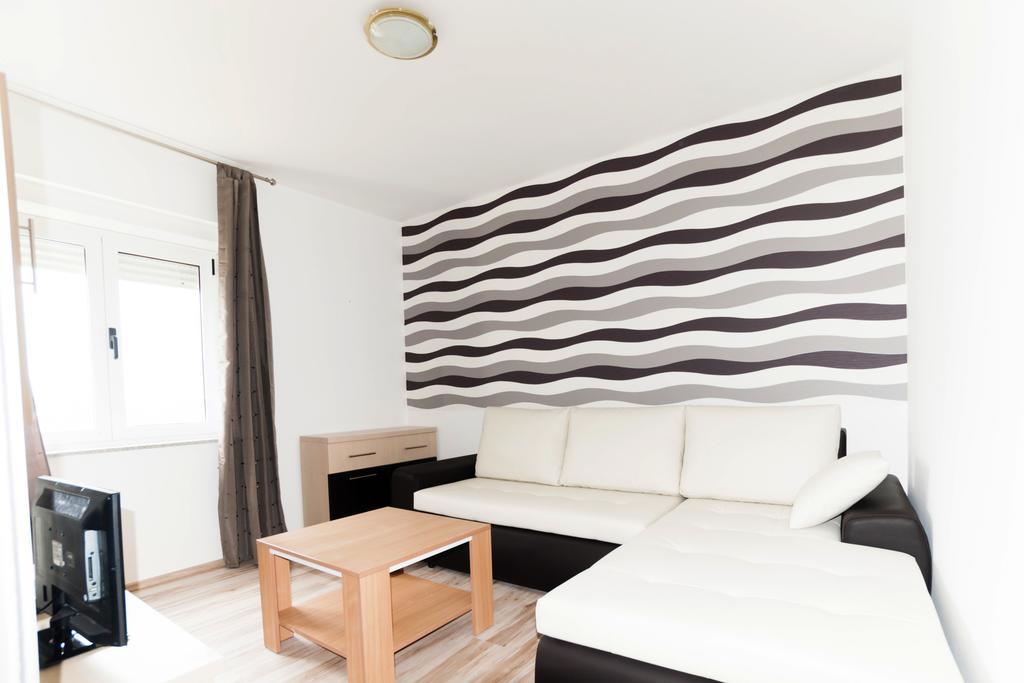 Apartments Toka Petrčane Zimmer foto